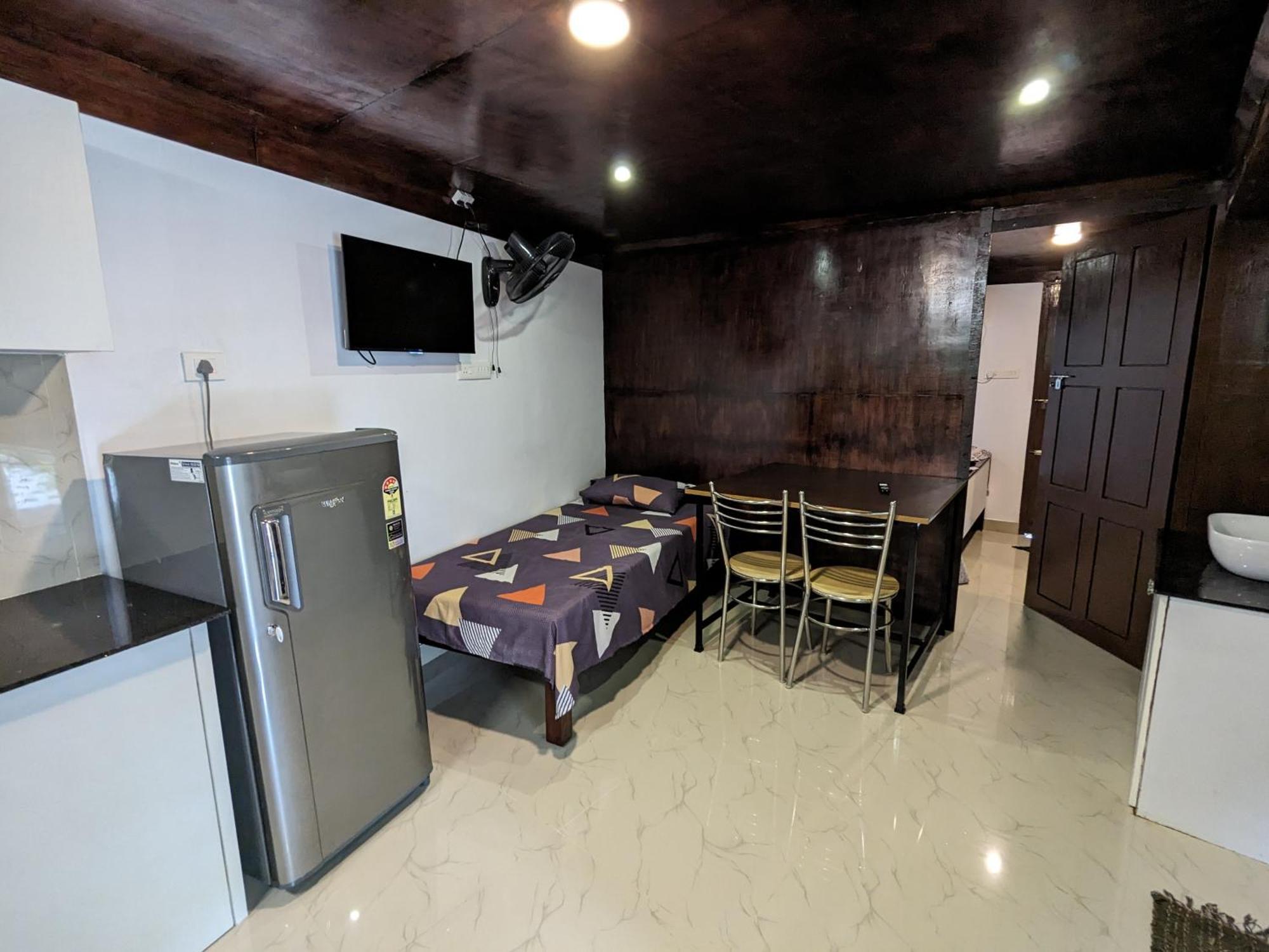Budget Home Коччи Экстерьер фото